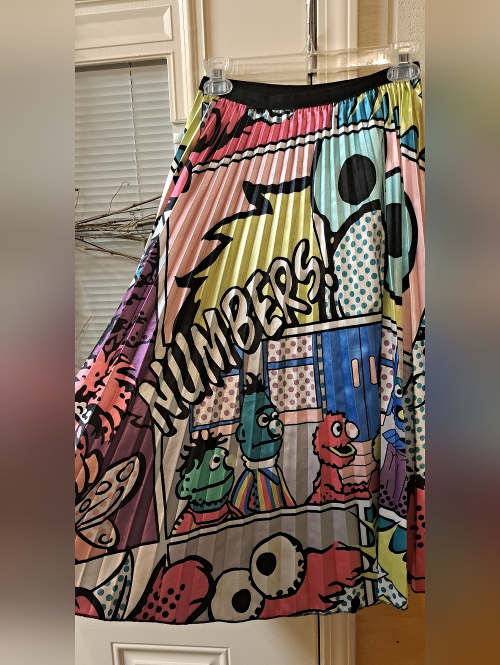 Sesame Street Cartoon Numbers Graphic Printed Pleated Skirt Bloggers   S-M